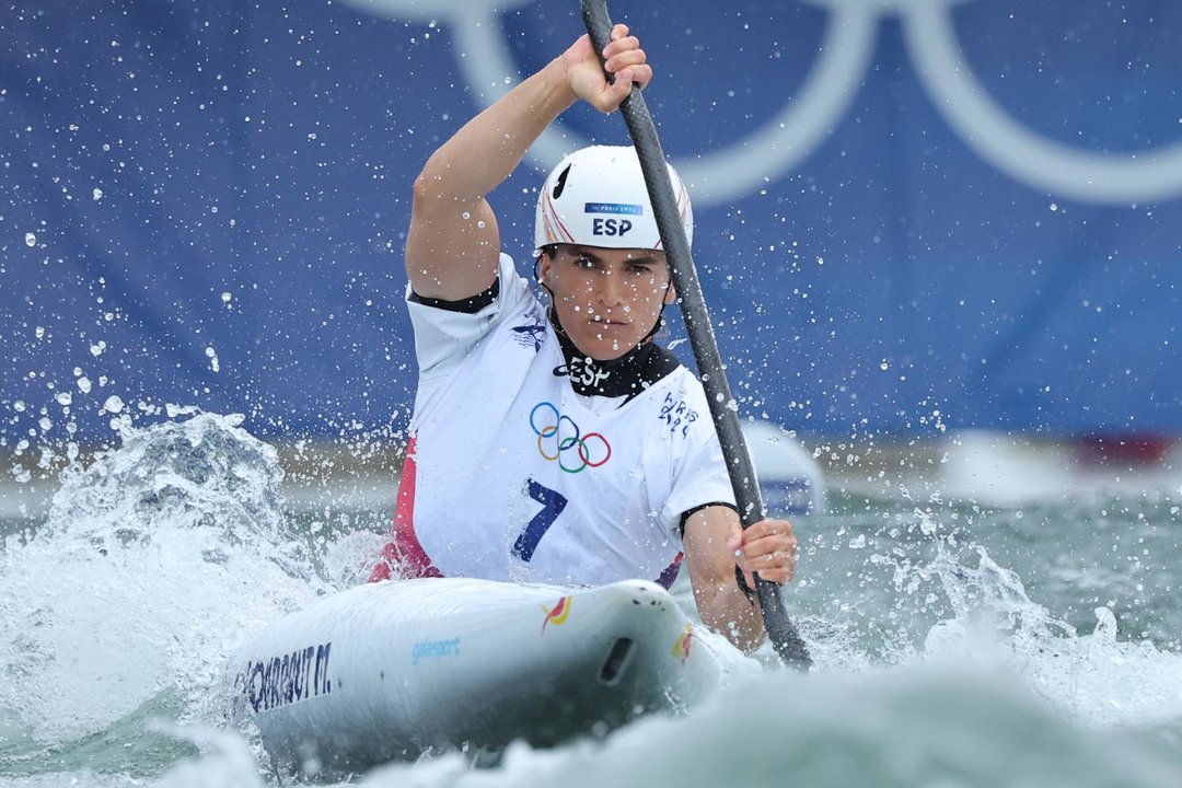 La española Maialen Chourraut, en acción durante la prueba de Kayak del Piragüismo en los Juegos Olímpicos Paris 2024 en el estadio Náutico de Vaires-sur-Marne, en Francia.EFE/EPA/MAXIM SHIPENKOV