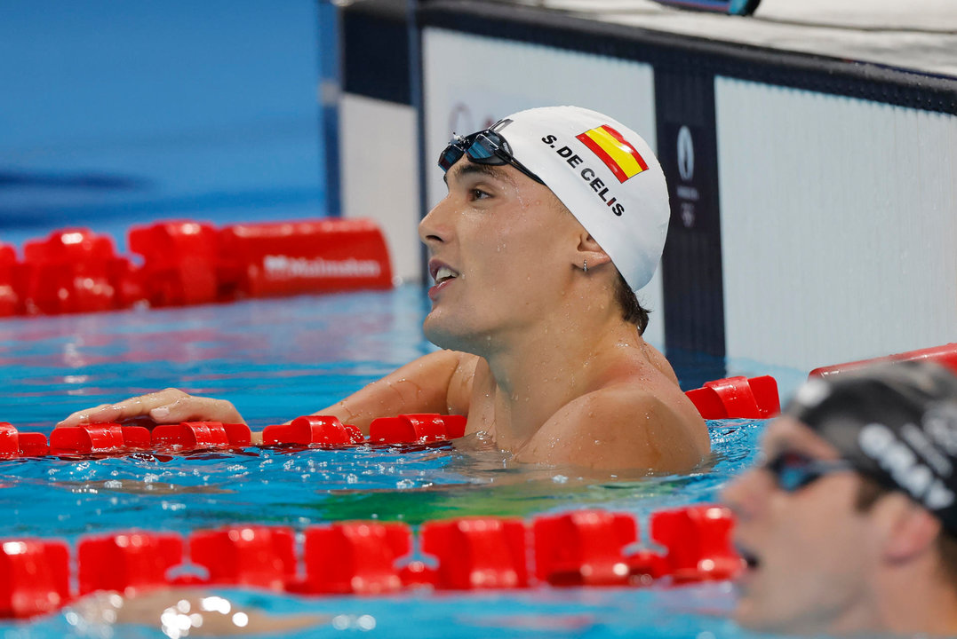 El nadador español Sergio de Celis tras competir en su serie de los 100m estilo libre masculinos de los Juegos Olímpicos de París 2024 en Nanterre. EFE/ Lavandeira Jr.