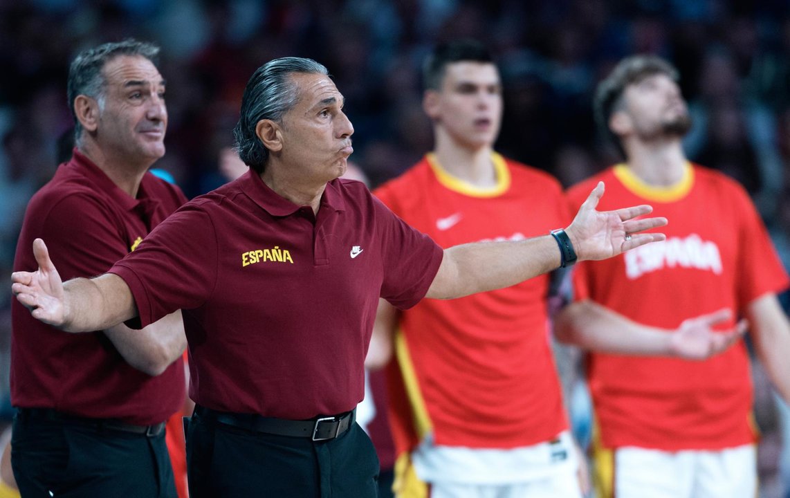 El seleccionador español Sergio Scariolo durante el partido ante Grecia. EFE/EPA/ALEX PLAVEVSKI