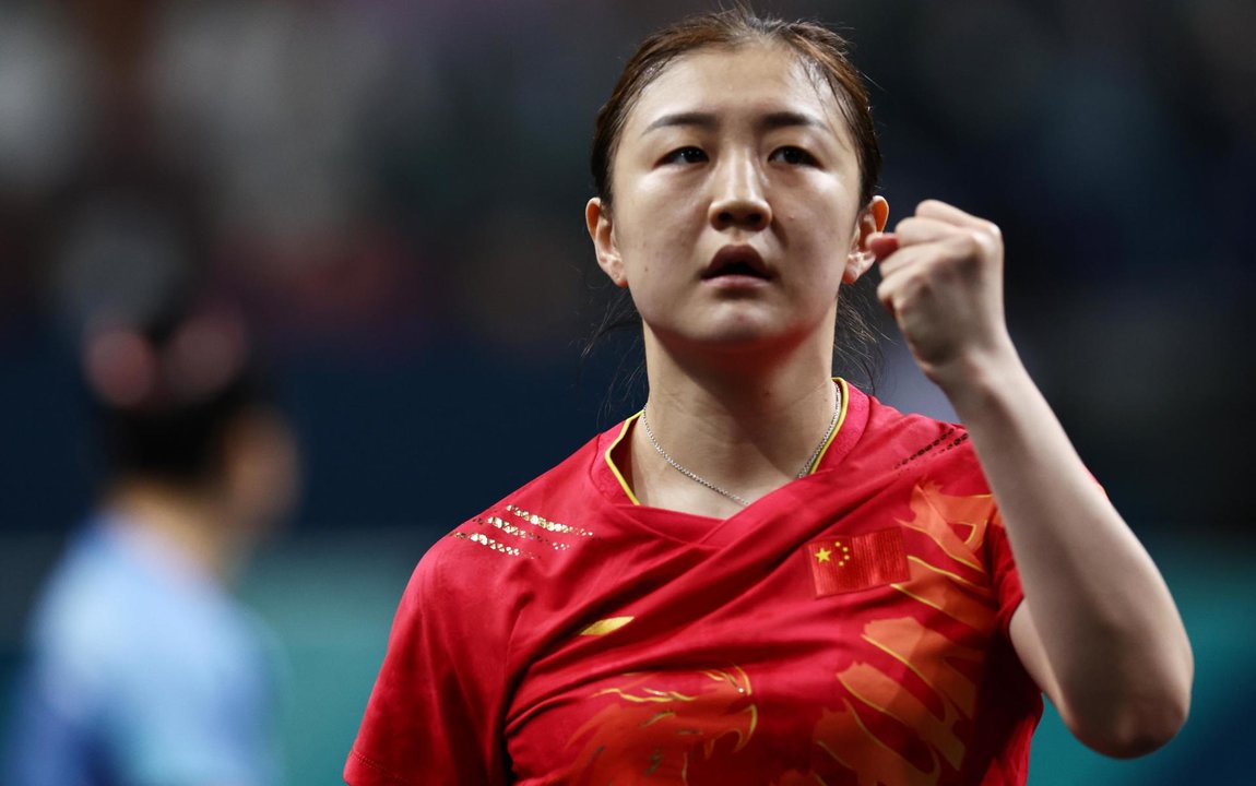 La jugadora china Chen Meng compite en los Juegos. EFE/EPA/ANNA SZILAGYI