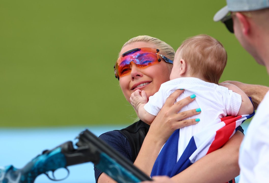 La británica Amber Jo Rutter, plata en skeet en los Juegos de París tras la chilena Francisca Crovetto. EFE/EPA/VASSIL DONEV