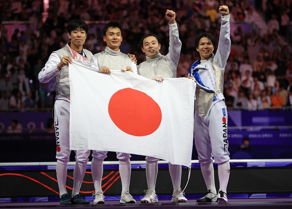 Los japoneses Kyosuke Matsuyama, Kazuki Iimura, Takahiro Shikine y Yudai Nagano en el Grand Palais en ParisFrancia. EFE/EPA/MARTIN DIVISEK