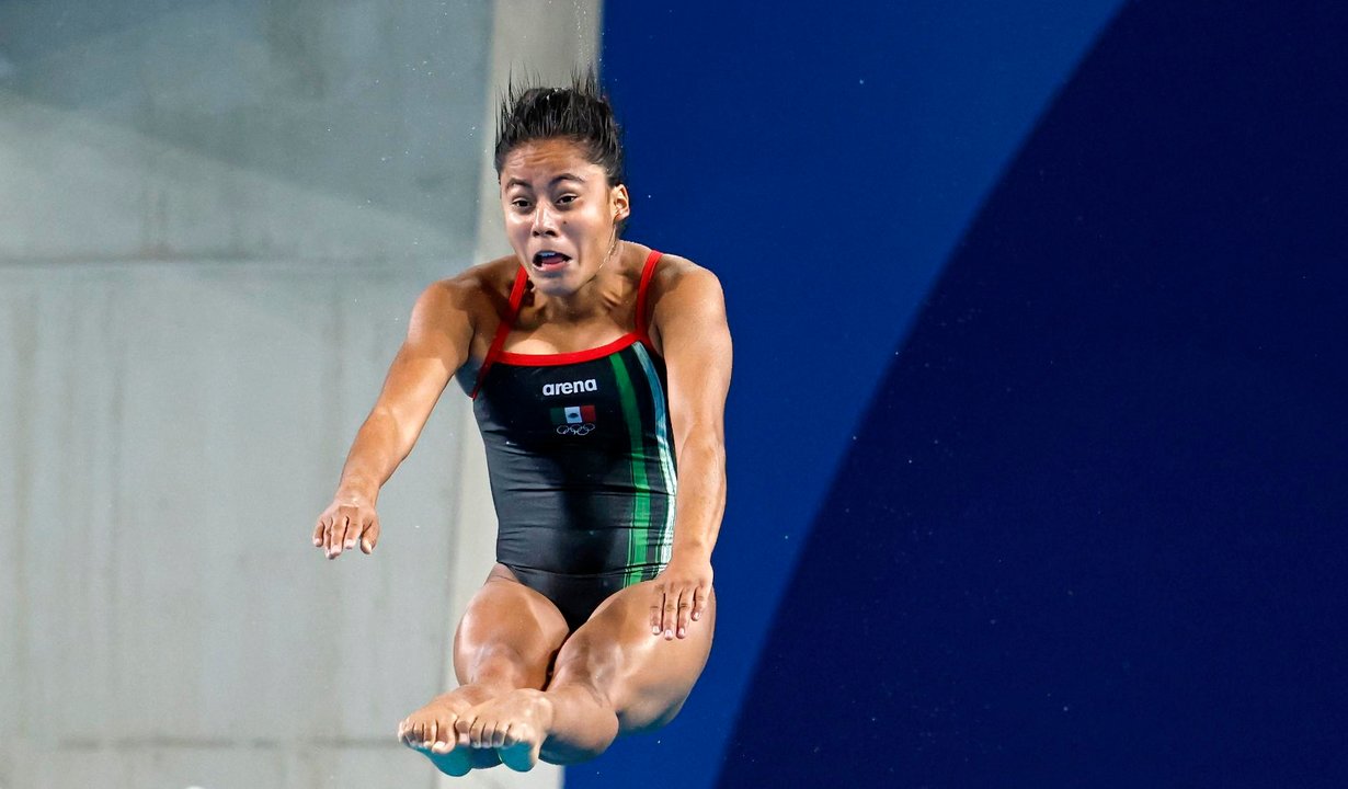 La saltadora mexicana Alejandra Estudillo se clasificó este viernes sexta en la final de trampolín de tres metros de los Juegos Olímpicos de París. EFE/EPA/TOLGA AKMEN