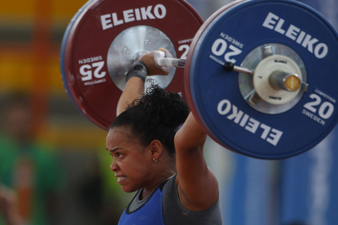 Fotografía de archivo de la pesista colombiana Mari Leivis Sánchez que ganó este viernes la medalla de plata en los Juegos Olímpicos de París. EFE/Luis Eduardo Noriega A.