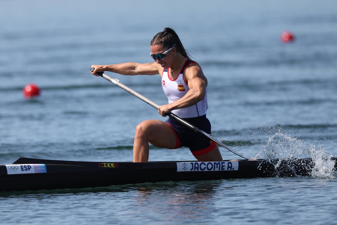 Antia Jacome ha sido cuarta en la final del C1 200m de los Juegos Olímpicos de París 2024. En la imagen, en un momento de su participación en la semifinal. EFE/EPA/ALI HAIDER