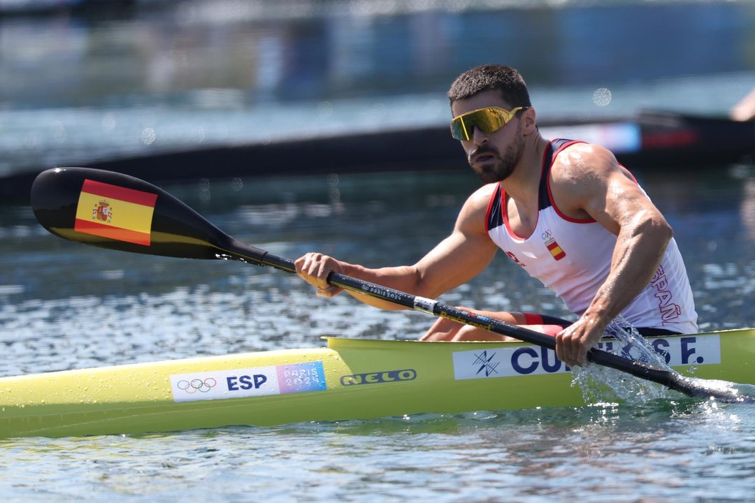 El piragüista español Paco Cubelos en el -sur-Marne Nautical Stadium en Vaires-sur-Marne, Francia. EFE/EPA/ALI HAIDER