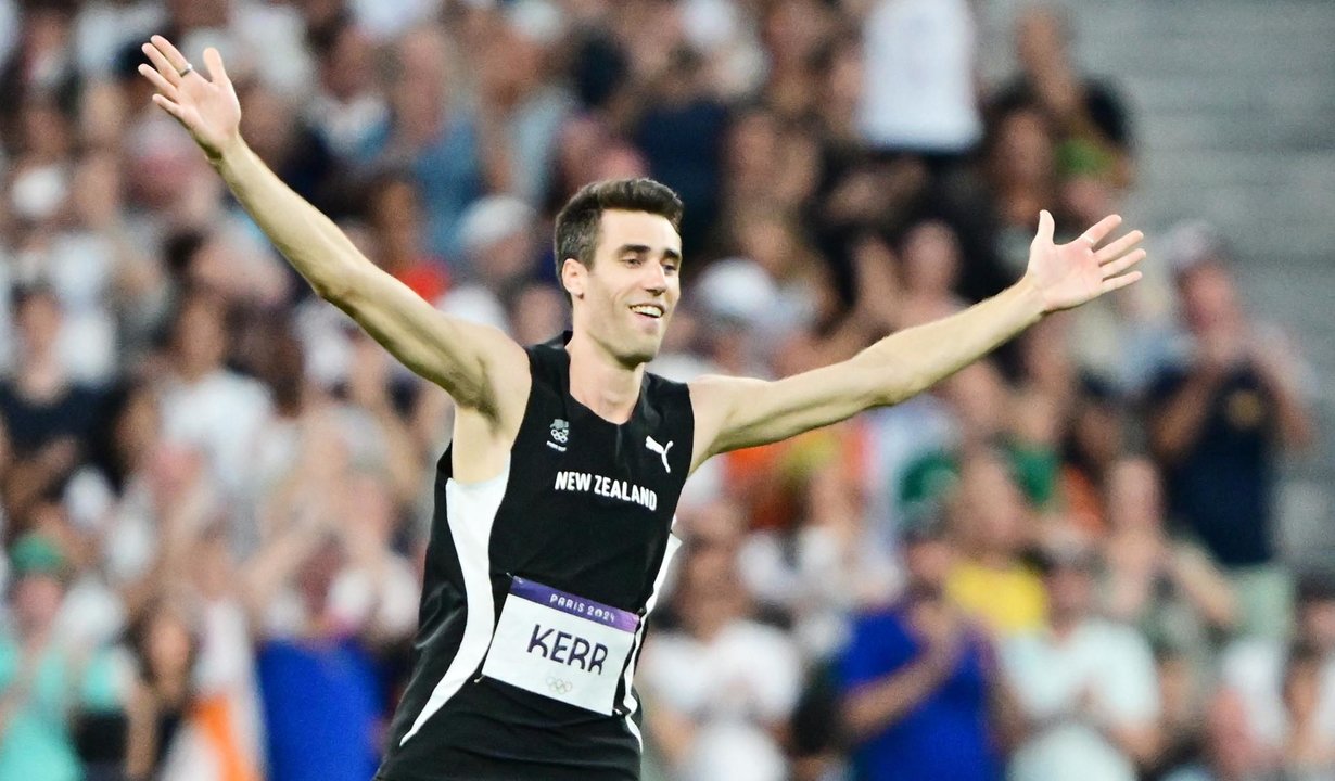 El neozelandés Hamish Kerr celebra el título olímpico en el Stade de FranceEFE/EPA/CHRISTIAN BRUNA