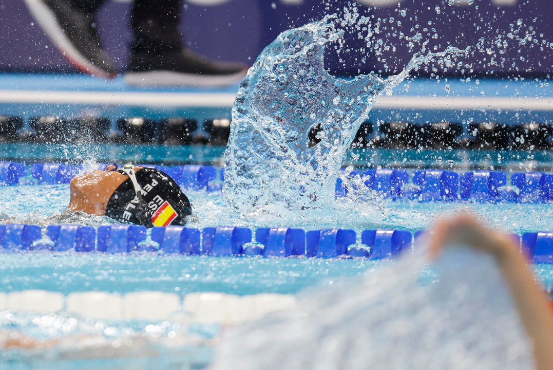 La nadadora española Teresa Perales compite en la final de 50 metros espalda S2 Femenino de los Juegos Paralímpicos París 2024, consiguiendo el bronce, este sábado en la capital francesa. EFE/ Javier Etxezarreta